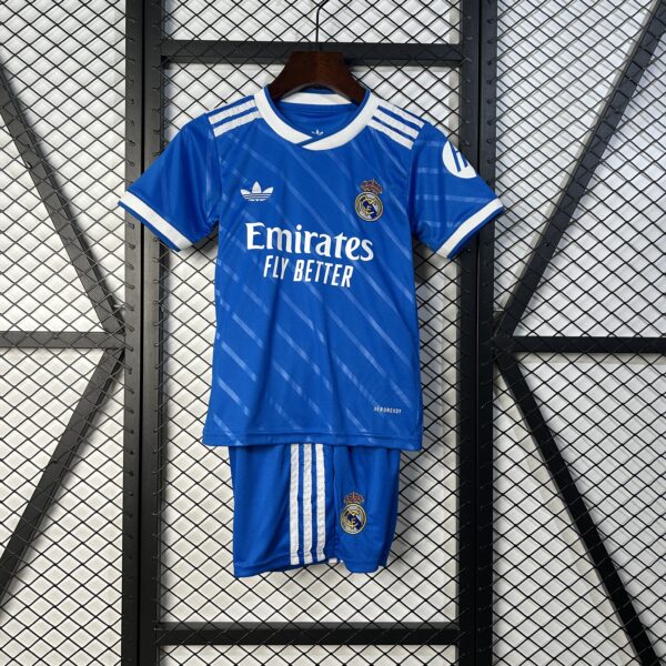 Conjunto Niño Real Madrid 2025/26