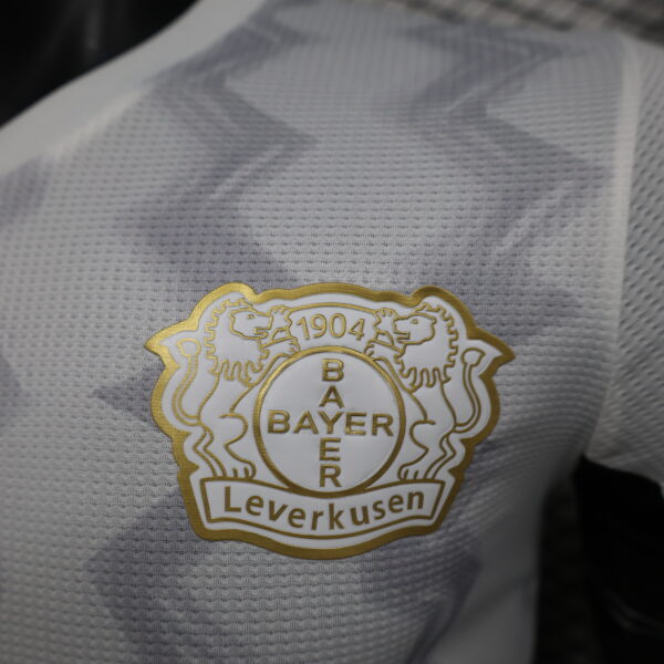 Bayer Leverkusen 2024/25 PLAYER VERSION - Imagen 3