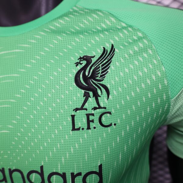Liverpool Portero 2025/26 PLAYER VERSION - Imagen 3