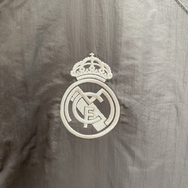 Cortavientos Real Madrid Retro - Imagen 3