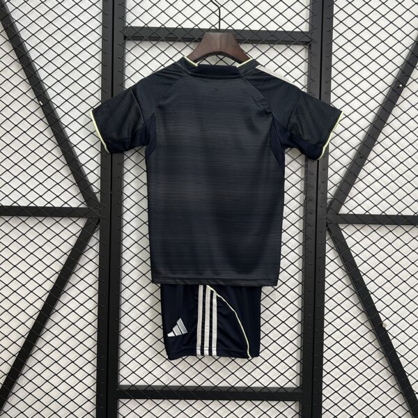 Conjunto Niño Real Madrid 2025/26 - Imagen 2