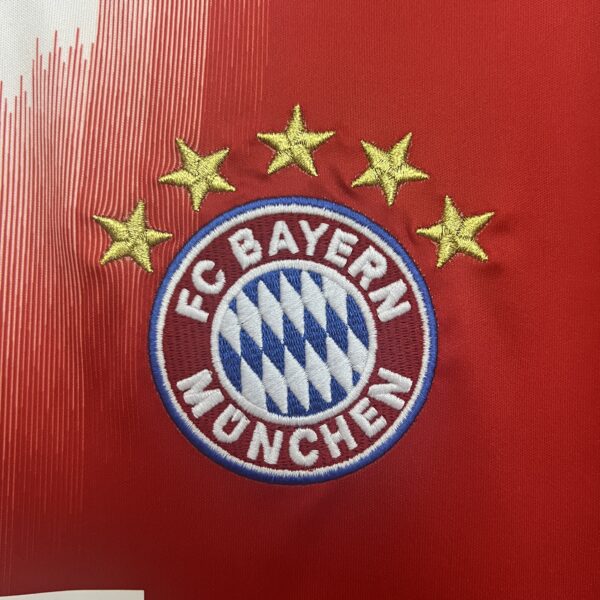 Bayern Munich 2025/26 - Imagen 3