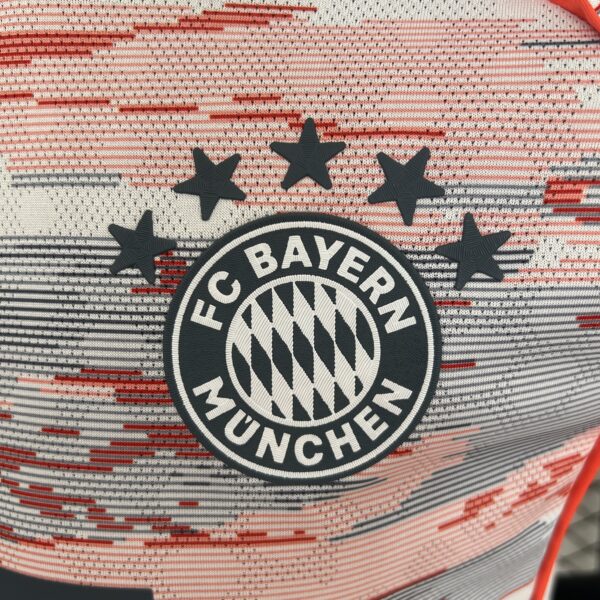 Bayern Munich 2025/26 PLAYER VERSION - Imagen 3