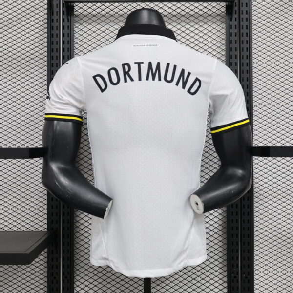 Borussia Dortmund 2024/25 PLAYER VERSION - Imagen 2