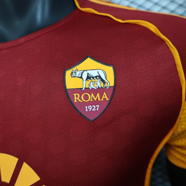 AS Roma 2025/26 PLAYER VERSION - Imagen 3