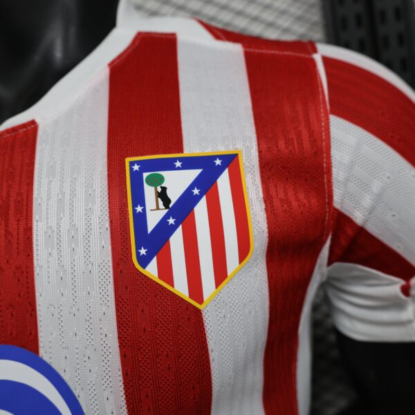 Atlético de Madrid 2025/26 PLAYER VERSION - Imagen 3