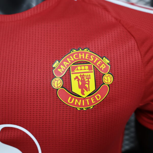 Manchester United 2024/25 PLAYER VERSION - Imagen 3