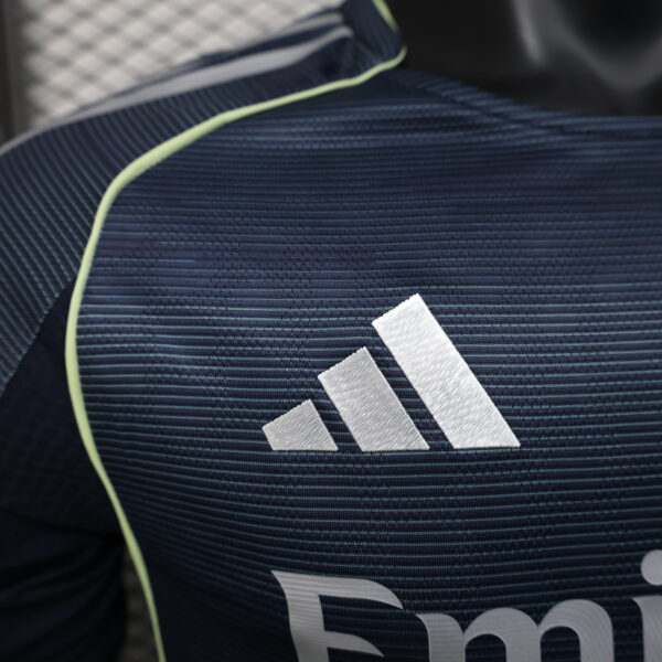 Real Madrid 2025/26 PLAYER VERSION - Imagen 3